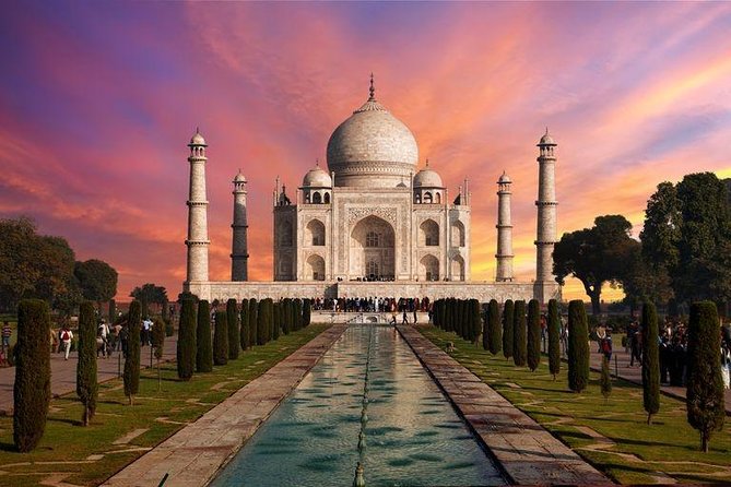 Skip-the-Line Taj Mahal VIP Entrance Tour - Starting at 6:00 am in Agra