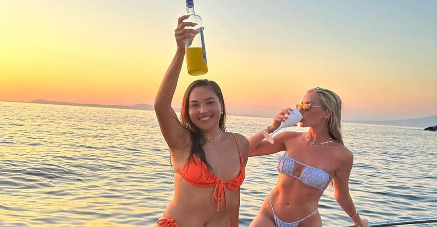 Sorrento: Luxury Private boat drinking & watching the sunset - Regina Giovanna, swimming, and snorkeling