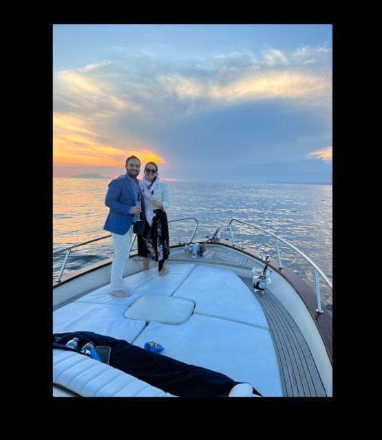 Sorrento: Luxury Private boat drinking & watching the sunset - A private ride along the Sorrento coast
