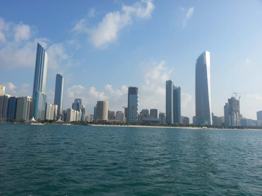 Sport and Luxury in Abu Dhabi: 1-Day Tour from Abu Dhabi - Yas Marina Circuit for a taste of Formula One