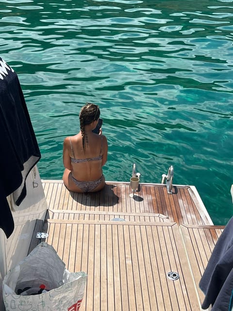 St. Paul's Bay: Half-Day Luxury Catamaran Tour with Drinks - Blue Lagoon: one hour for swimming and shore time