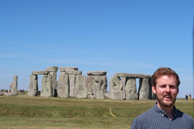 Stonehenge Half-Day luxury guided tour from Bath for 2-8 - The guides are a major part of the value