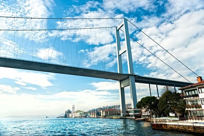 Sunset Cruise on Luxury Yacht with Transfers - Meeting up and settling aboard