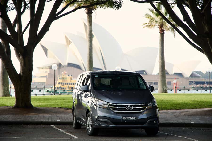 Sydney: City and Bondi Beach Private Luxury Half-Day Tour - Starting through The Rocks and Circular Quay