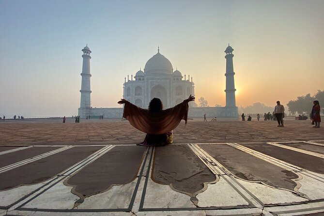 Taj Mahal skip the line luxury tour with guide - Why the 3:00 AM departure matters