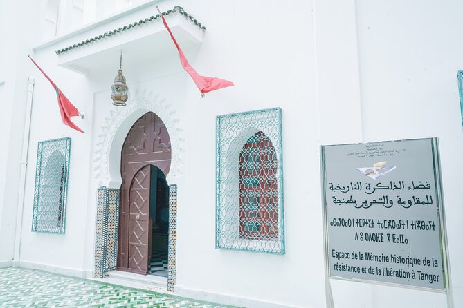 Tangier vip tour - Entering the Kasbah and Medina