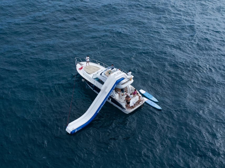 Tenerife: 2, 3 & 4 Hour Private Luxury Motorboat Charter - Puerto Colón sets the tone