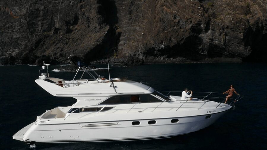 Tenerife: Whales and Snorkeling Tour on a Luxury Yacht - A luxury yacht without the crowd