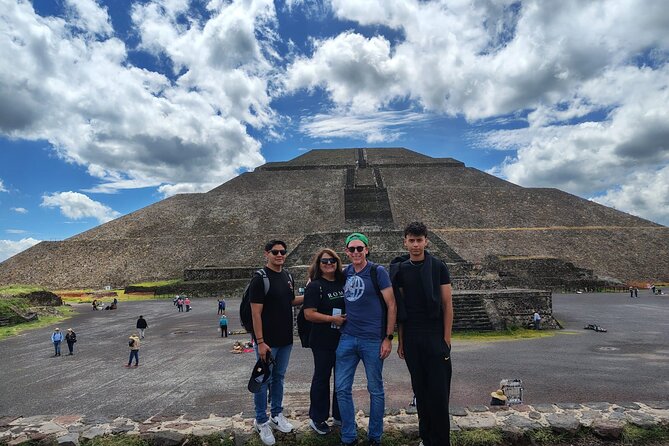 Teotihuacan Pyramids VIP Tour without Commercial Stops - Key points at a glance