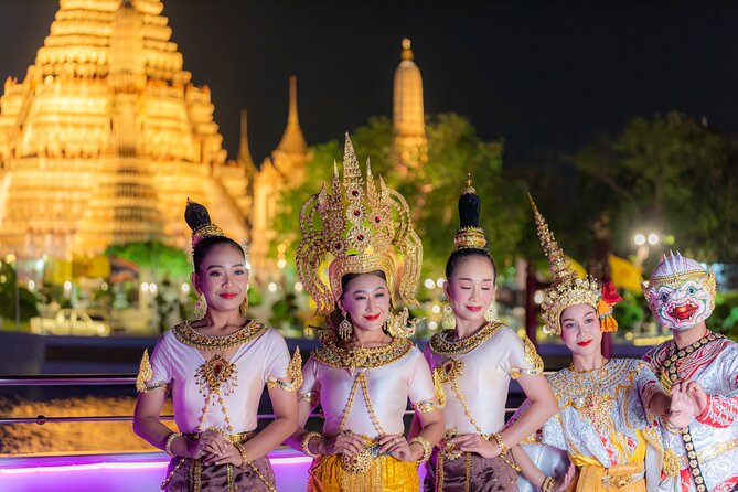 The Newest Luxury 5-Star Bangkok Chao Phraya Dinner Cruise - Arriving at Asiatique and finding the boat