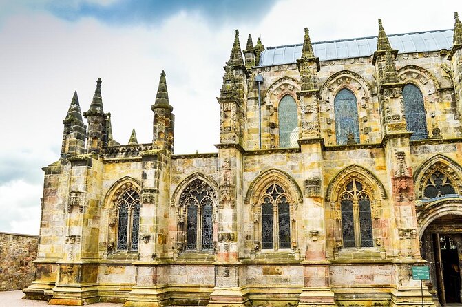 The Scottish Borders Full-Day Private Tour in a Luxury Minivan with Local Guide - Five things to know before you book