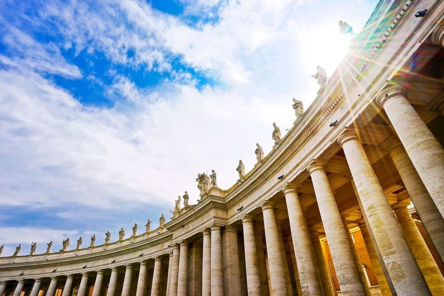 The Vatican: Private VIP Experience Tour - St. Peter’s Basilica and Michelangelo’s Pietà