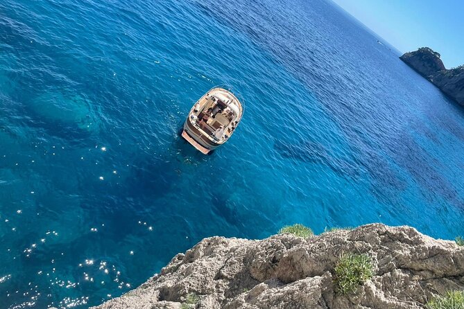 Three Hour Private Guided Tour of Capri with a luxury Gozzo cabin cruiser - Marina Piccola, Capri’s postcard cove
