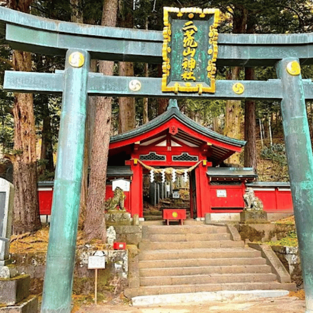 Tokyo: Luxury Nikko Private 1 Day Tour Low Price Guaranteed - Lake Chuzenji and Kegon Falls