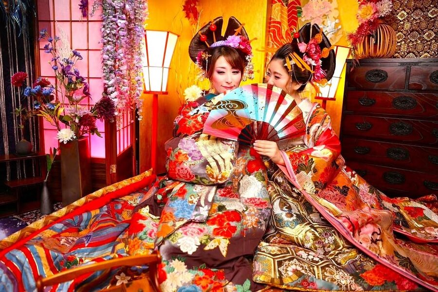 Tokyo: Private Makeover Photography Studio in Luxury Kimono - Finding IRODORI Photo Studio in Asakusa