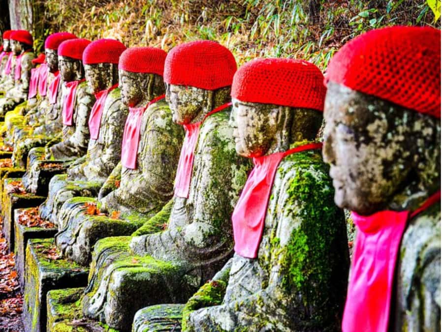 Tokyo: Private Nikko Sightseeing Tour In Luxury Land Cruiser - The two-hour ride from Tokyo