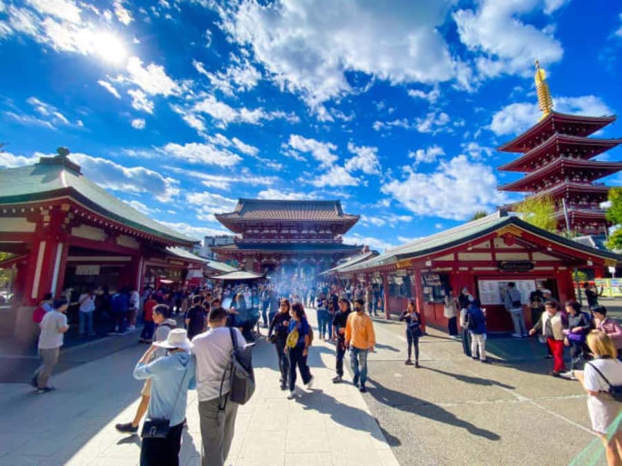 Tokyo Private Tour English Pro Guide By Luxury Vehicle - Start with the Imperial Palace and central Tokyo