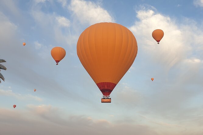 Top vip one hour private flight royal breakfast on board - The Berber breakfast under a tent