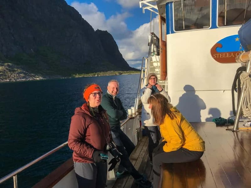 Tromsø: Luxury Summer Fjord Cruise with Lunch & Hot Tub - What the $281 price really buys