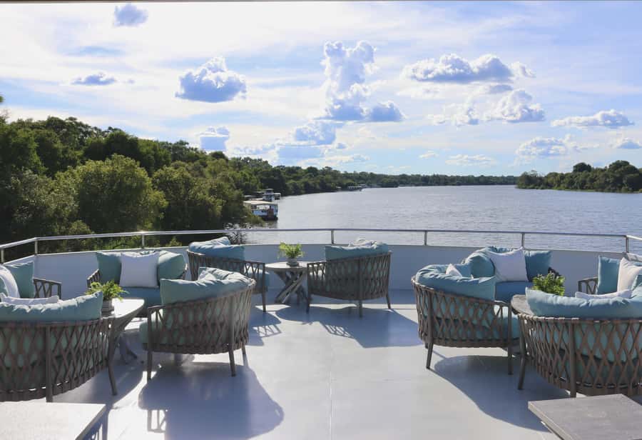 Victoria Falls: 2-Hour Luxury Zambezi River Sunset Cruise - Practical tips for a smoother evening