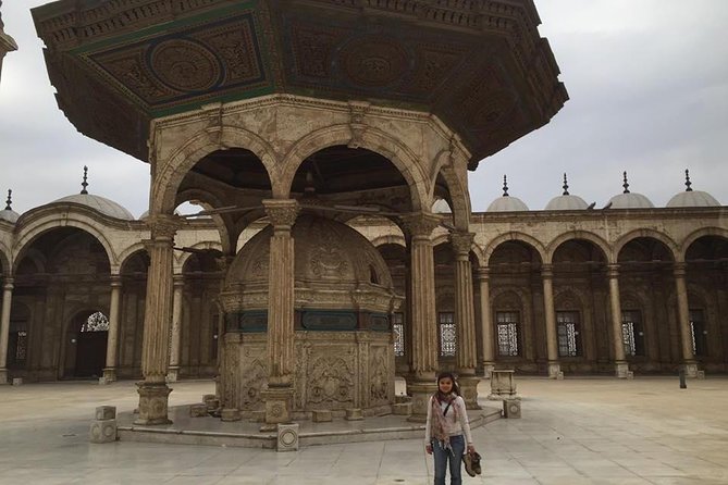 VIP 4Hour Islamic Cairo Private Tour Al Azhar and Khan Al Khalili - Al Mouayyed Mosque and Bab Zuweila