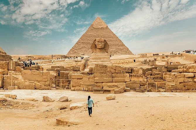 VIP All inclusive Best of Giza Pyramids, Sphinx, Sakkara, Memphis - The Pyramids of Giza: the essential first stop