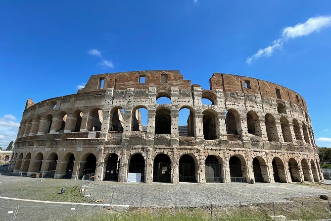 VIP Colosseum Underground and Ancient Rome Small Group Tour - Why the Underground changes the Colosseum visit