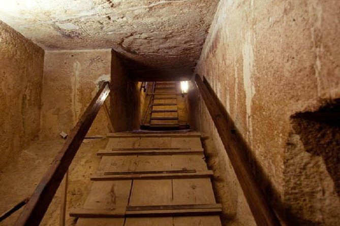 VIP Day Tour inside Giza Pyramids - Entering Khufu’s Pyramid