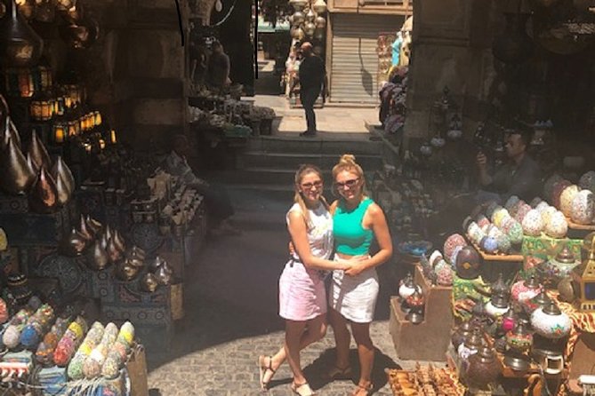 Vip Day Tour to Giza Pyramids, Sphinx, Gem Museum, and Lunch - The 30-minute camel ride and a key price warning