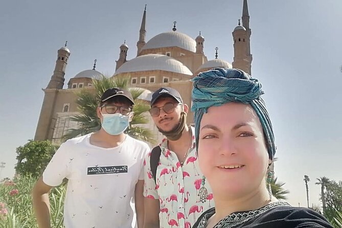 VIP Day Trip Coptic Orthodox Church and Islamic Cairo old mosques - Lunch and the local food option
