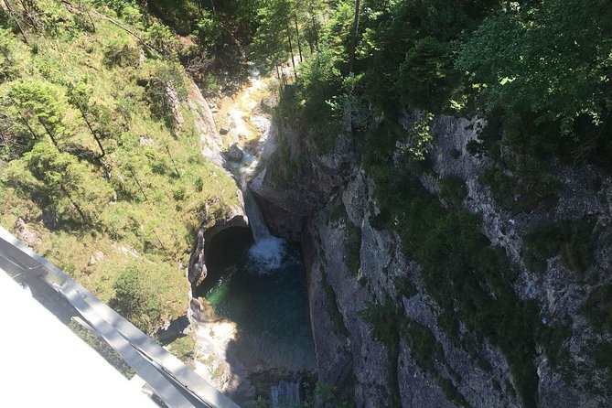 VIP Day Trip Neuschwanstein and Linderhof Castle from Munich - Neuschwanstein and the road to the castle