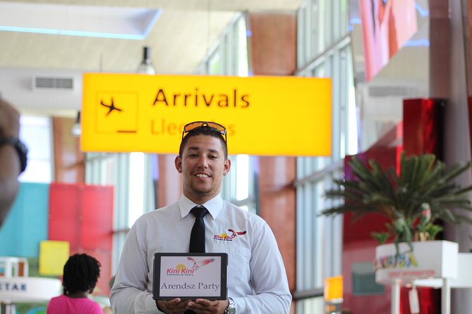 VIP Luxury Sedan Airport Transfer - What the service does well