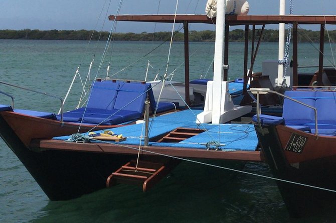 VIP Morning Delight Champagne Sailing and Snorkeling with Lunch - Who Will Enjoy This Morning Most?