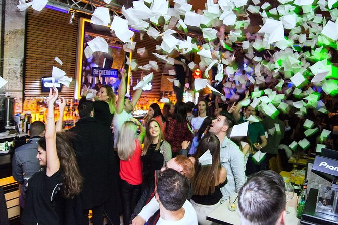 VIP Party in Bucharest - The Ultimate Nightlife Experience - Why the limousine hour adds value