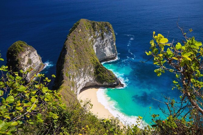 VIP Private Boat to Nusa Penida: Snorkeling with Mantas + Land Tour Adventure - Five things to know before booking