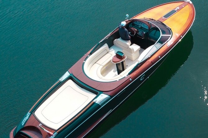 VIP Private Luxury Boat Tour - Riva Aquariva Yacht Venice - Key points at a glance