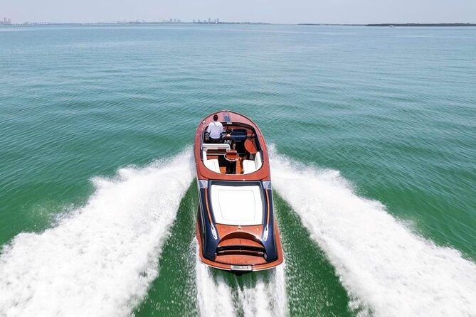 VIP Private Luxury Boat Tour - Riva Aquariva Yacht Venice - St. Mark’s, the Doge’s Palace, and the Bridge of Sighs