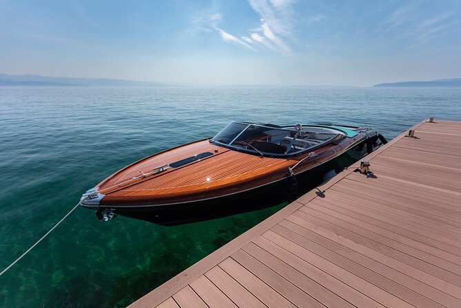 VIP Private Luxury Boat Tour - Riva Aquariva Yacht Venice - Murano glass, from furnace to finished art