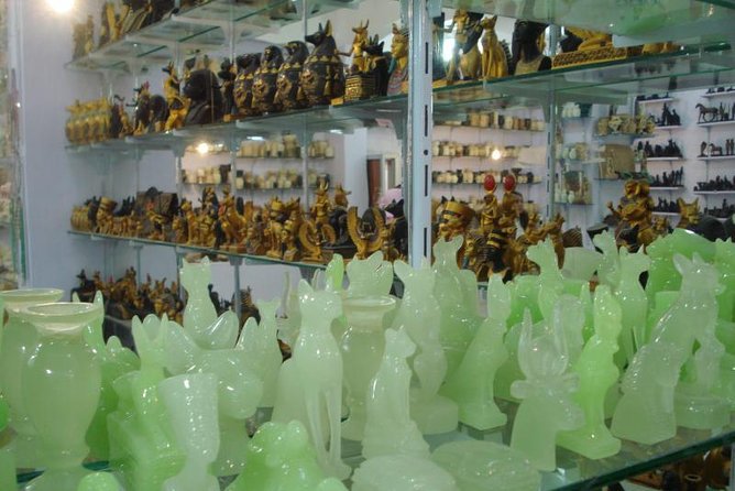 VIP Shopping Private Tour Papyrus Perfume Bazaars and Cotton - Seeing how papyrus became an early form of paper