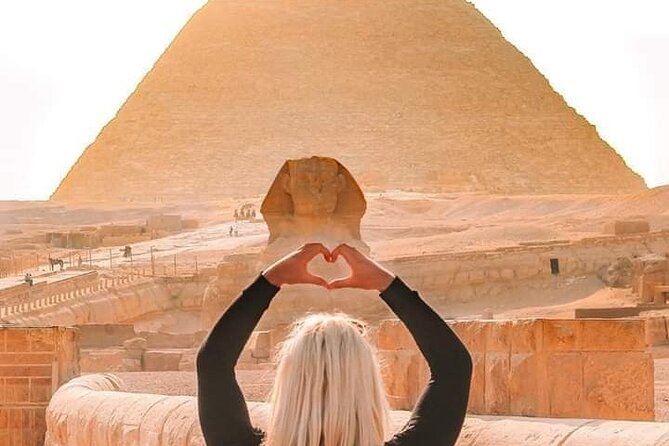 Vip Tour to Giza pyramids, Sphinx , Egyptian museum , Bazaar - One private day across Cairo’s greatest sights