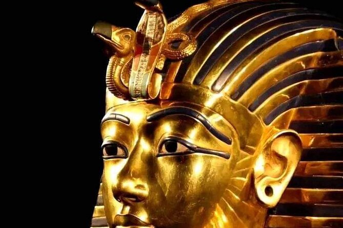 Vip Tour to Giza pyramids, Sphinx , Egyptian museum , Bazaar - Guide quality and the private-tour advantage