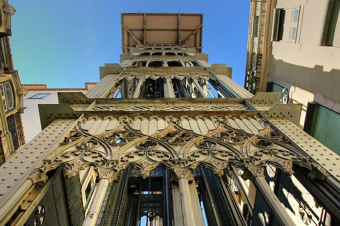 VIP-walking-Tour - Lisbon with your private - in German - Why Thomas changes the feel of Lisbon