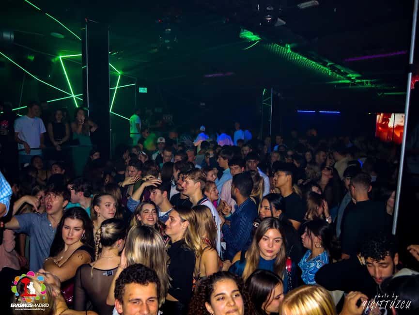 Wild Night Pub Crawl: Free Shots, Games & VIP Club Entry! - A Cheap Way Into Madrid’s Late-Night Social Scene