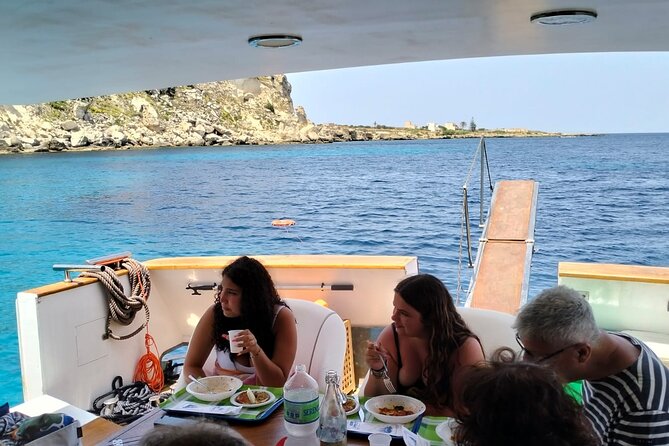 Yacht excursion Shalimar IV - Levanzo and the second swimming stop