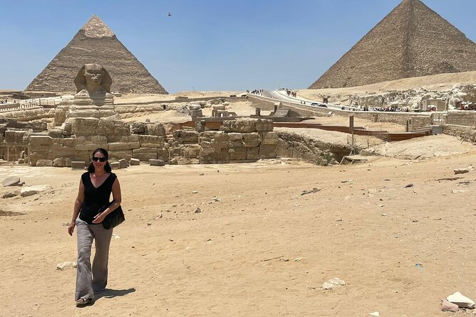 Your VIP Giza Tour: Pyramids, Camels & Authentic Egyptian food - Khufu, the Great Pyramid, and the first big view