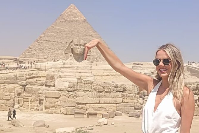 Your VIP Giza Tour: Pyramids, Camels & Authentic Egyptian food - The panoramic viewpoint and the 30-minute camel ride