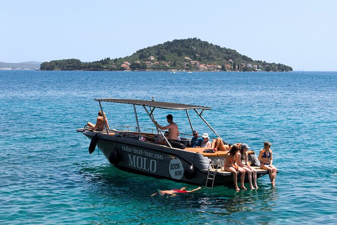 Zadar: 3 Islands Luxury Boat Tour with Aperol Spritz & Snorkeling - Aperol, Prosecco, and the small details on board